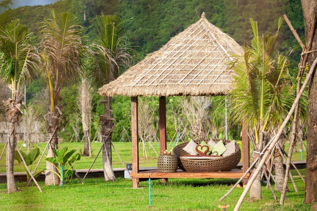 Samanea Beach Resort&Spa Kep Exterior foto